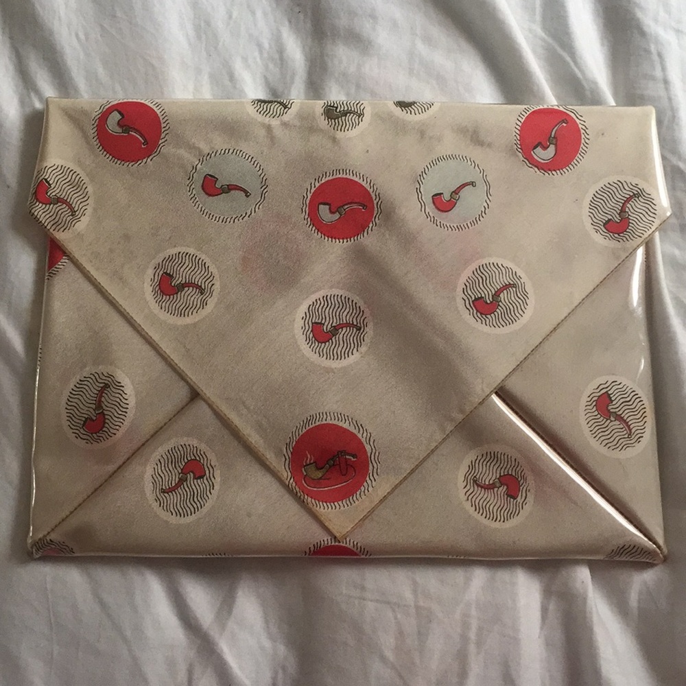 Vintage Pipe Print Plastic Clutch